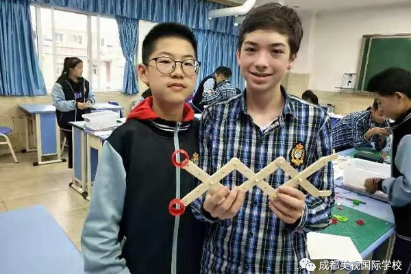 創新丨多元課程構建學生成長中心,讓教育發生在最佳環節!