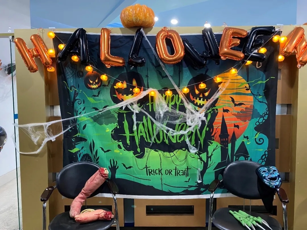 國際英才班 | 尖叫萬圣夜，體驗奇妙之旅